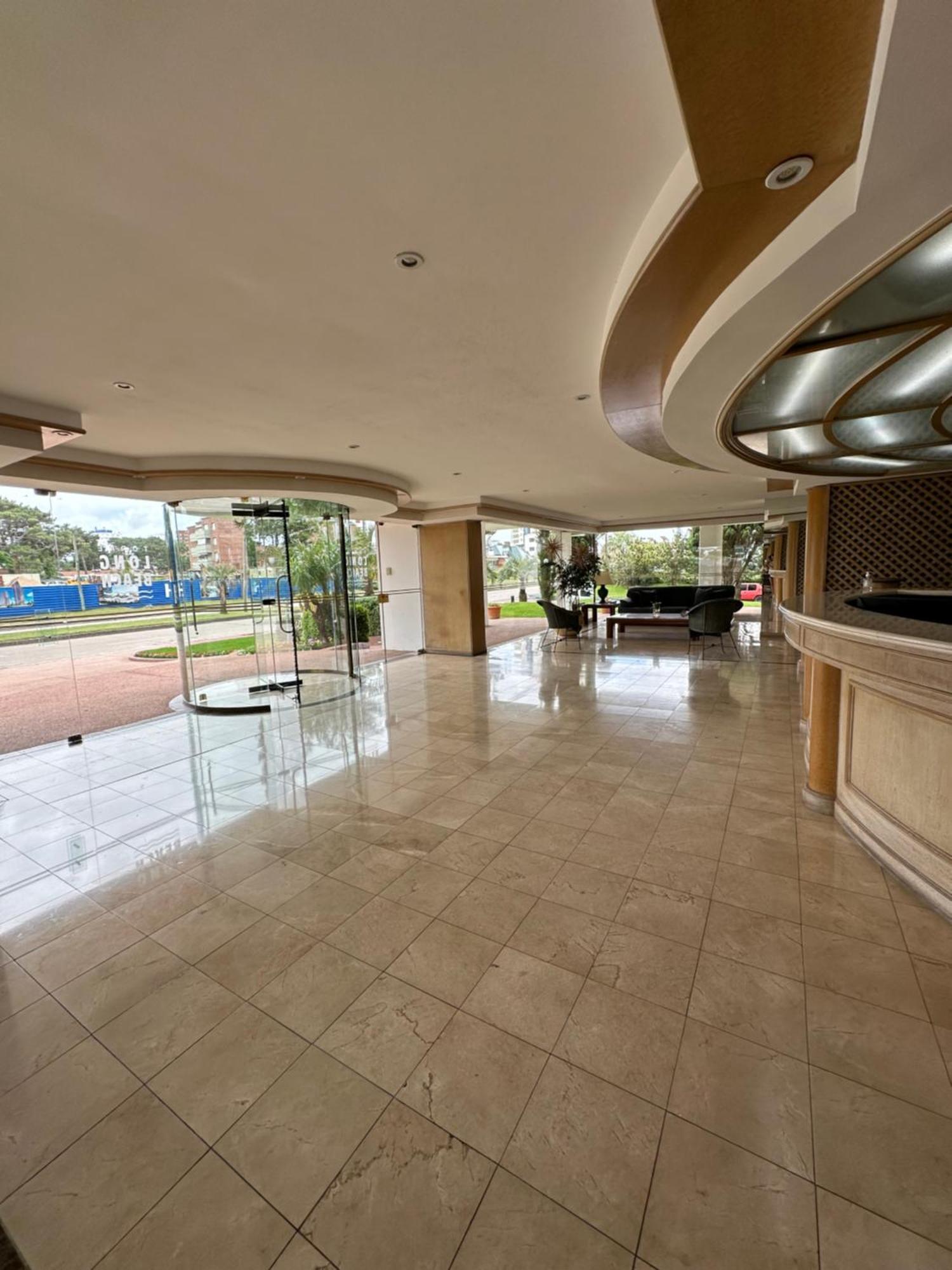 Hermoso Apartamento, Torre De Categoria Long Beach, En La Mejor Ubicacion De Punta Del Este Bagian luar foto