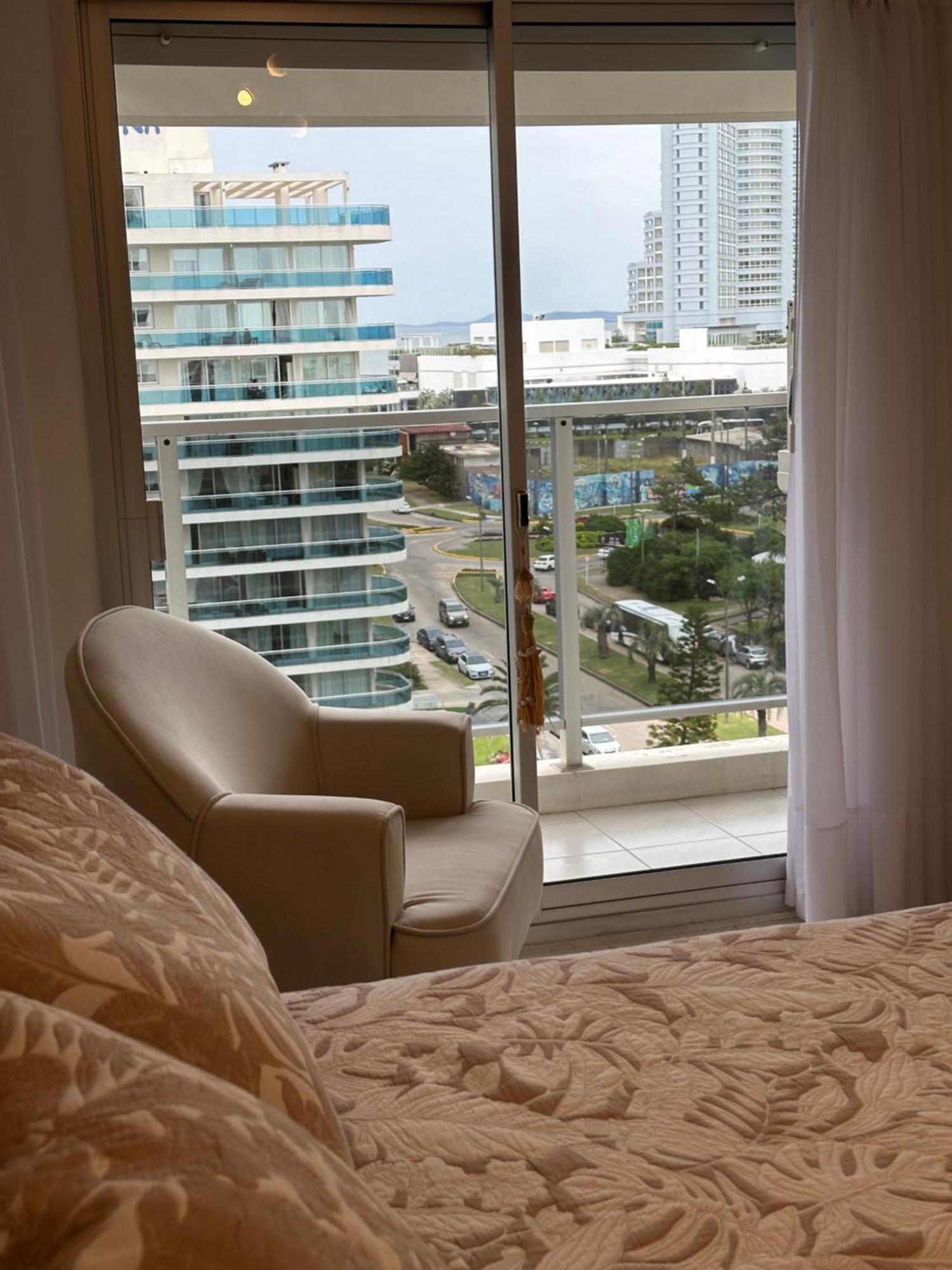 Hermoso Apartamento, Torre De Categoria Long Beach, En La Mejor Ubicacion De Punta Del Este Bagian luar foto